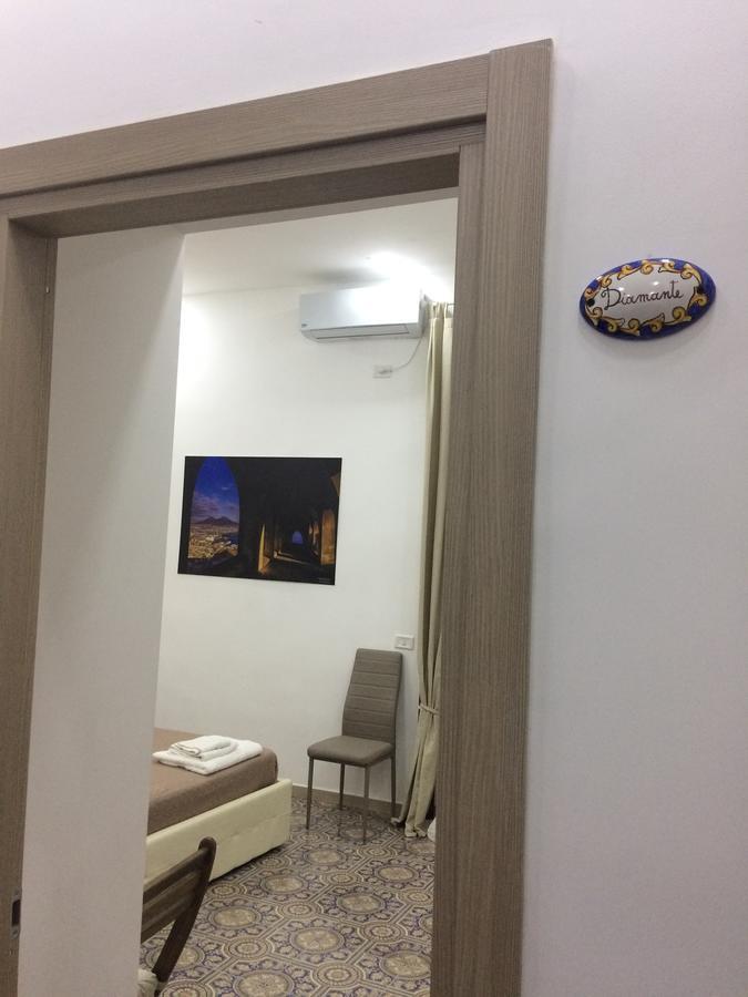 Bed and Breakfast Decumani Prestige Neapel Exterior foto